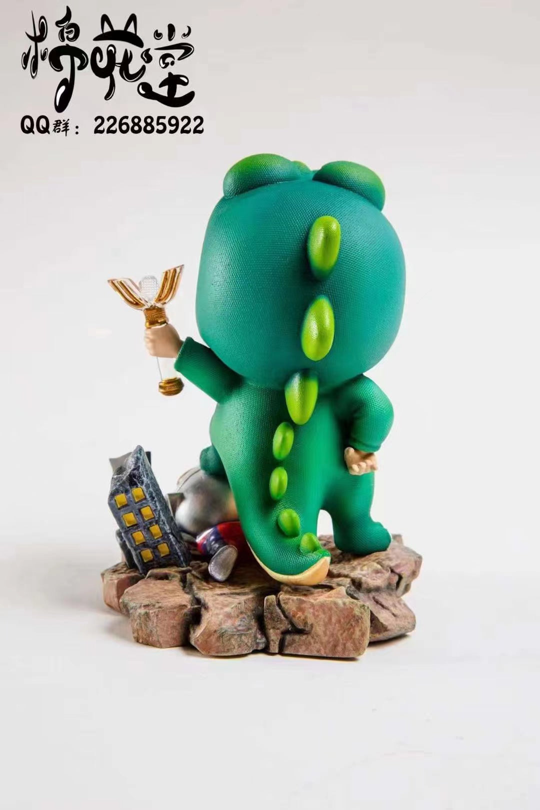 Cotton Studio / Mian Hua Tang  - Monster Shin Chan VS Ultraman Masao Sato [3 Variants]